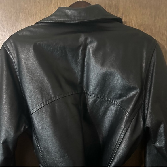 Danier Women's Sleek Black Button Leather Trench Waist Tie Coat Sz Medium - Picture 8 of 15